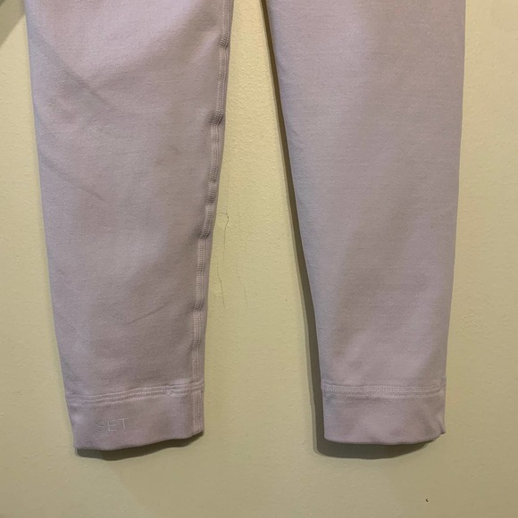 Set Active LUXFORM High Rise Leggings in 'Tulip’ Pink - Picture 7 of 10